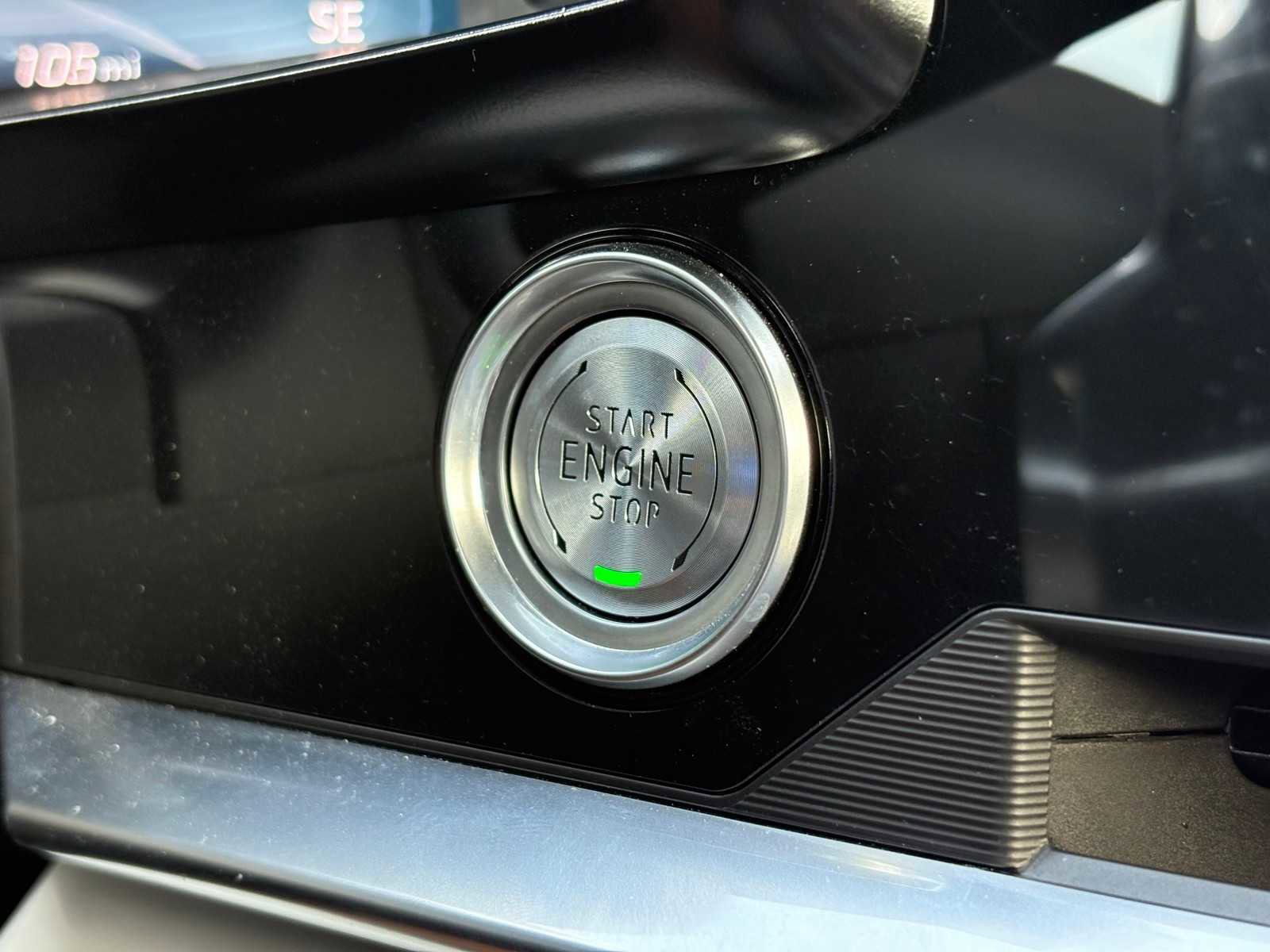 Used 2023 Chevrolet Corvette Stingray Premium Cpe w/ Z51 Performance Package RWD image 19