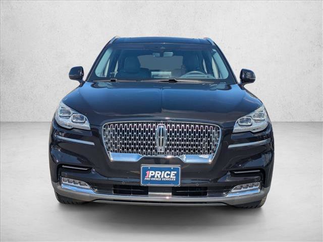 Used 2020 Lincoln Aviator Reserve w/ Equipment Group 202A image 2