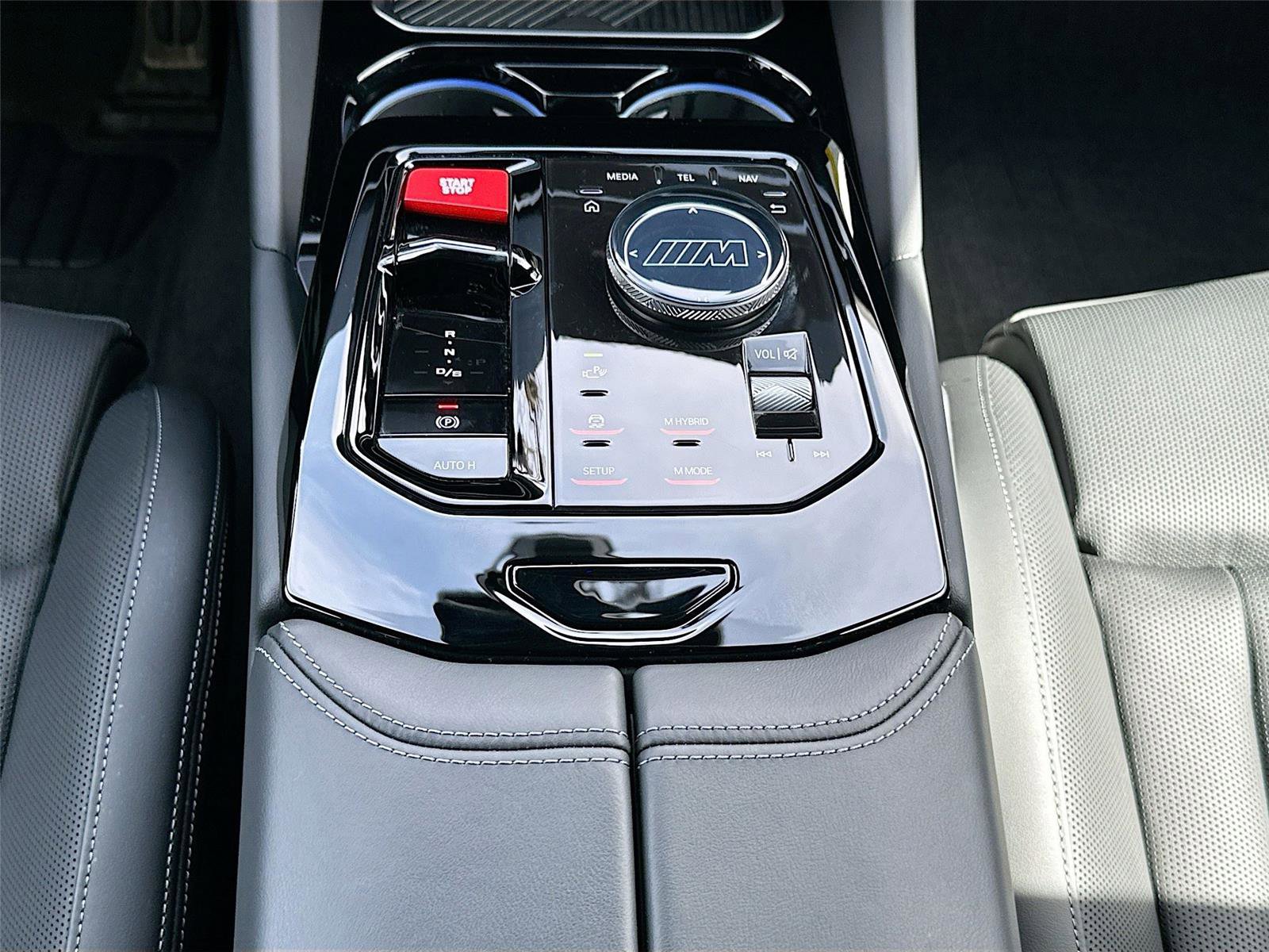 Used 2025 BMW M5 Touring image 17