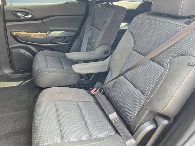 Used 2020 GMC Acadia SLE w/ Driver Convenience Package FWD image 25