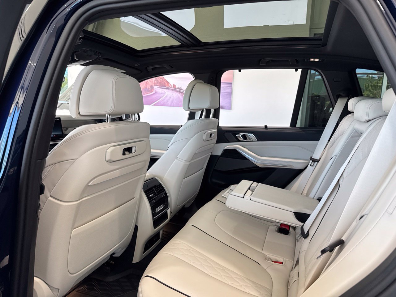 New 2026 BMW X5 xDrive50e w/ Executive Package AWD/4WD image 40