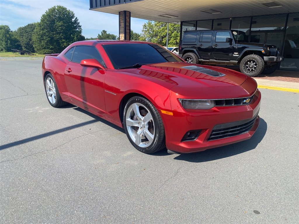 Used 2014 Chevrolet Camaro SS w/ RS Package RWD image 1