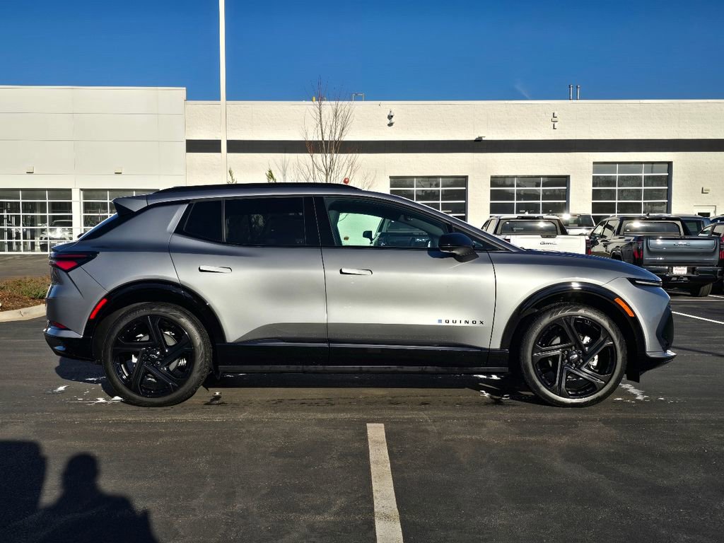 Certified 2025 Chevrolet Equinox EV RS image 12