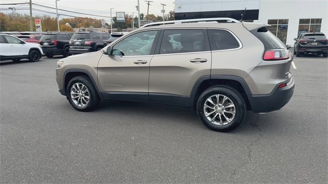 Used 2021 Jeep Cherokee Latitude Lux w/ Comfort/Convenience Group image 6