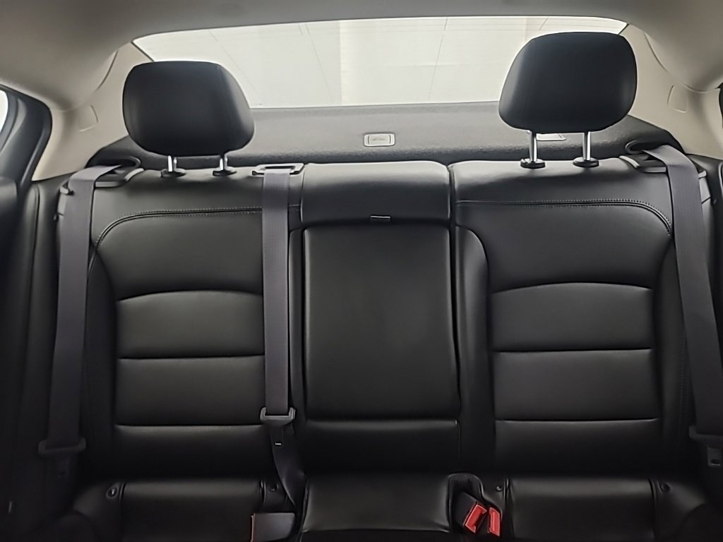 Used 2017 Chevrolet Cruze Premier FWD image 26