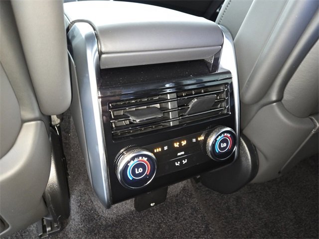 New 2026 Land Rover Range Rover Long Wheelbase SE image 13