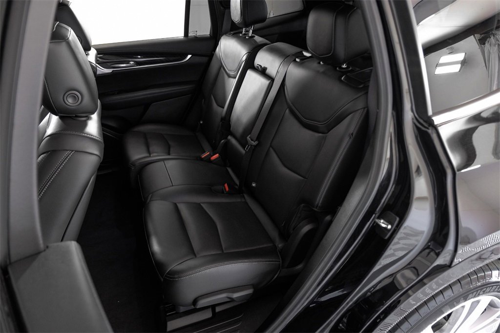 Used 2024 Cadillac XT6 Premium Luxury image 41