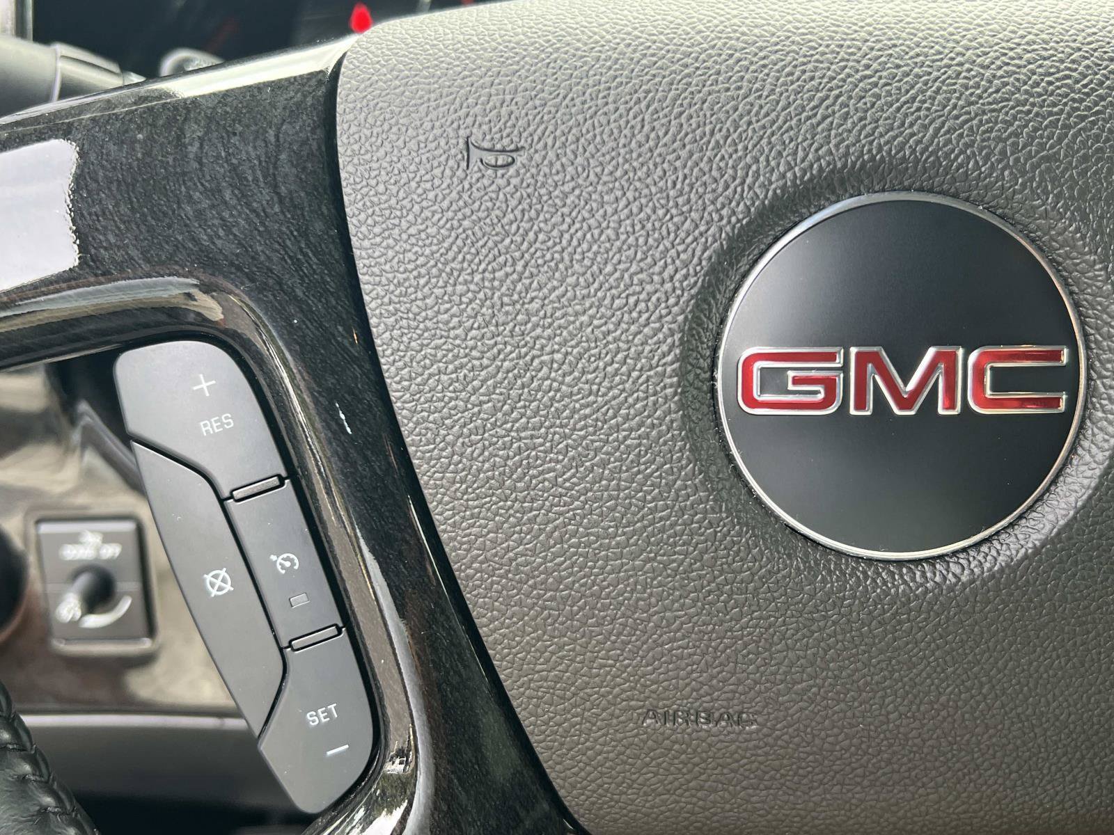 Used 2024 GMC Savana 2500 RWD image 25