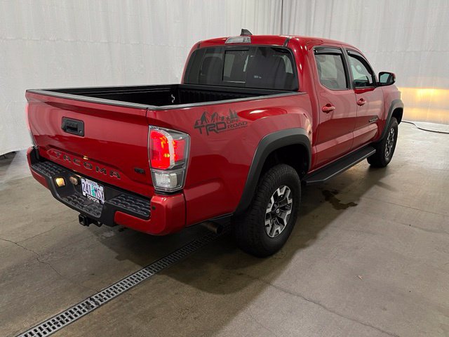 Certified 2021 Toyota Tacoma TRD Off-Road w/ Technology Package AWD/4WD image 5