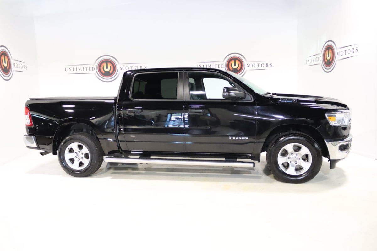 Used 2023 RAM 1500 Big Horn AWD/4WD image 32