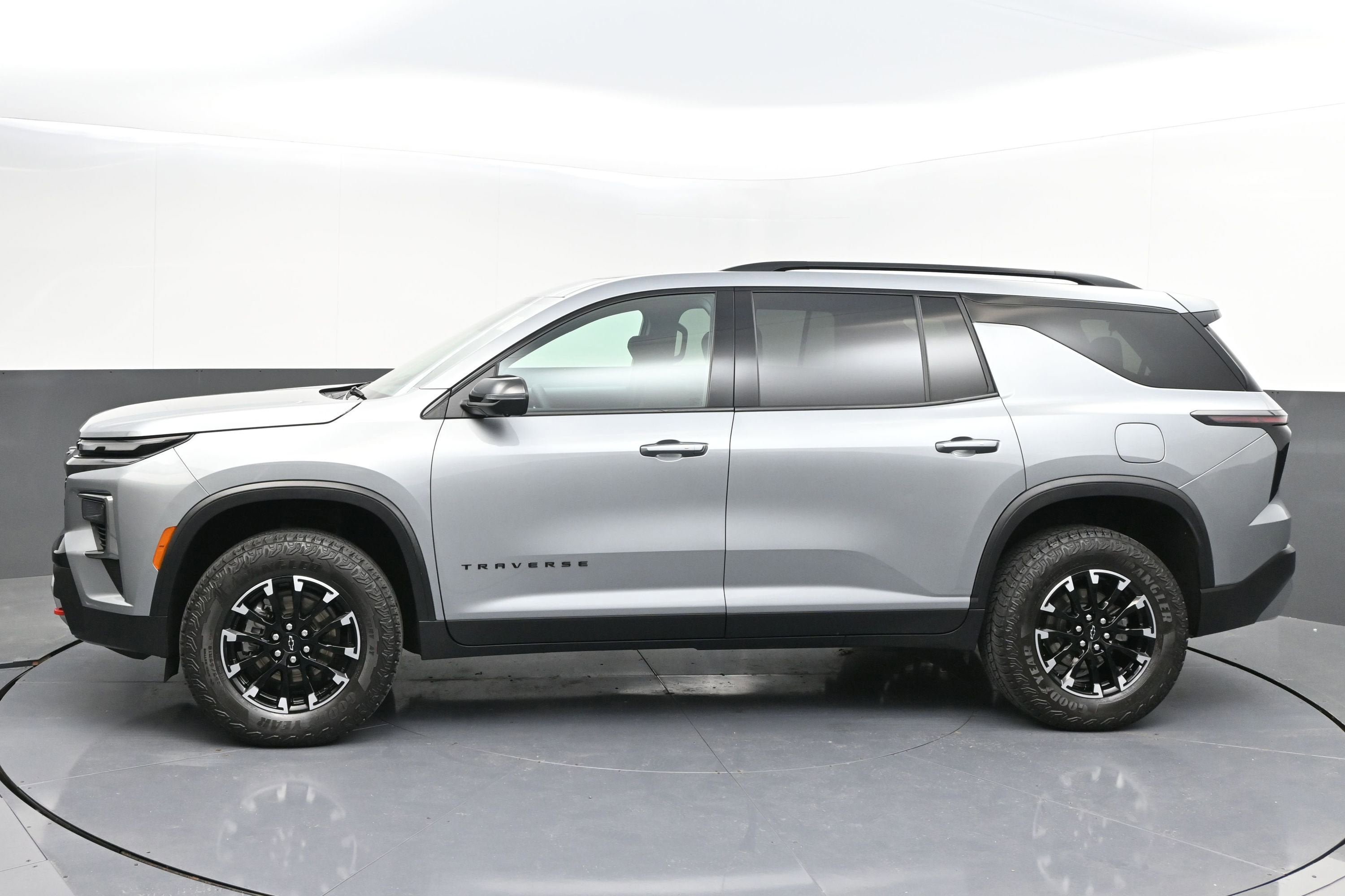 Certified 2024 Chevrolet Traverse Z71 AWD/4WD image 4