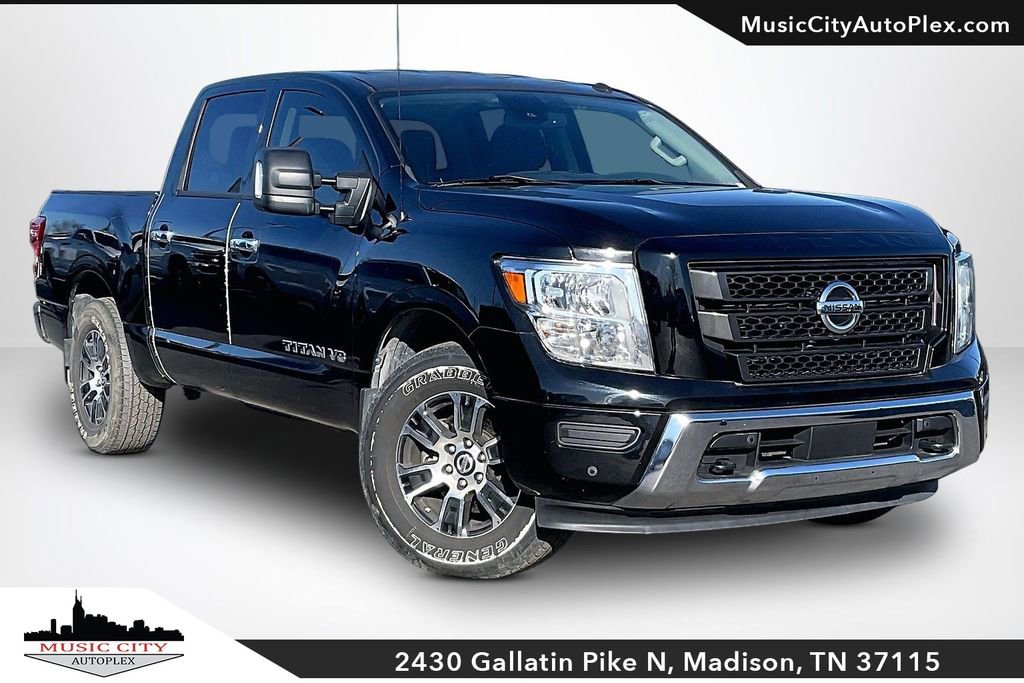 Used 2020 Nissan Titan SV w/ SV Convenience Package image 1