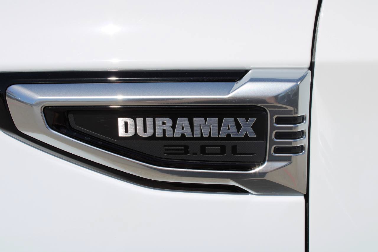 Used 2026 GMC Yukon XL Denali w/ Denali Reserve Package AWD/4WD image 7