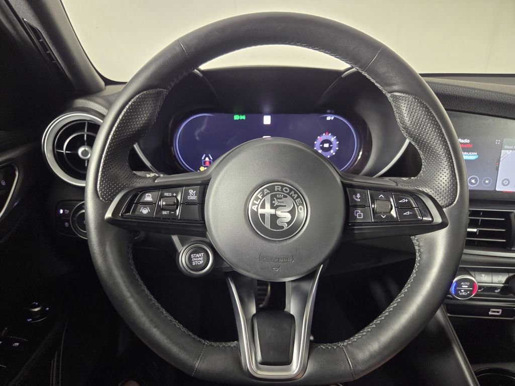Used 2024 Alfa Romeo Giulia Ti w/ Active Assist Plus Package image 17