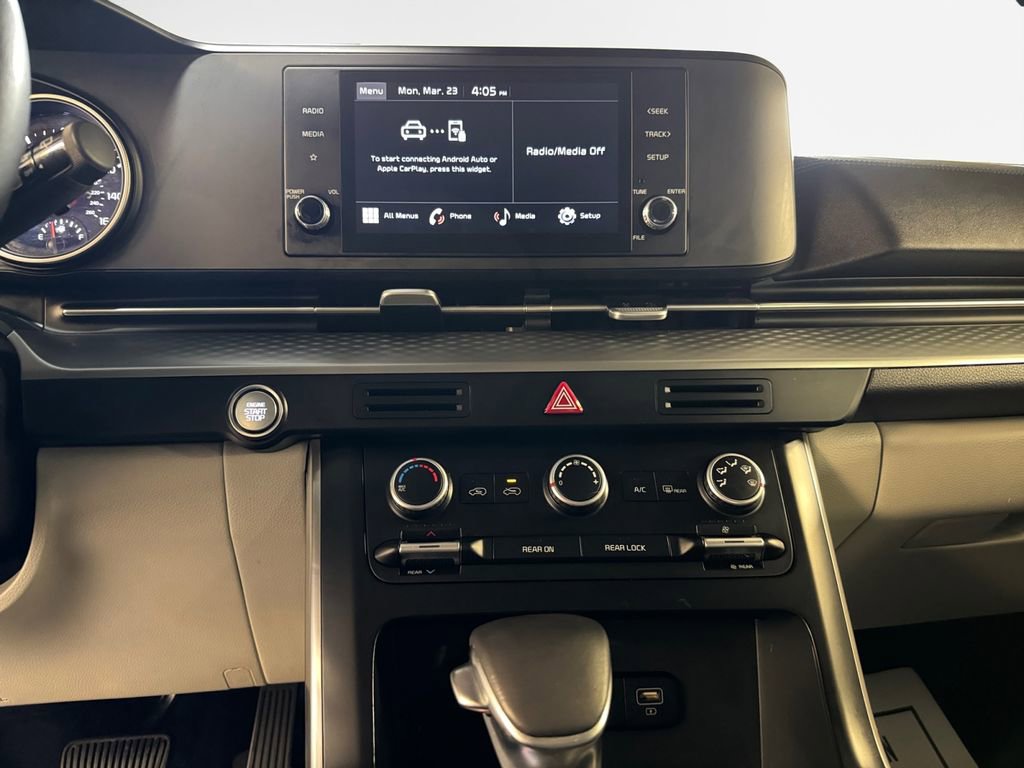 Used 2024 Kia Carnival LX image 22