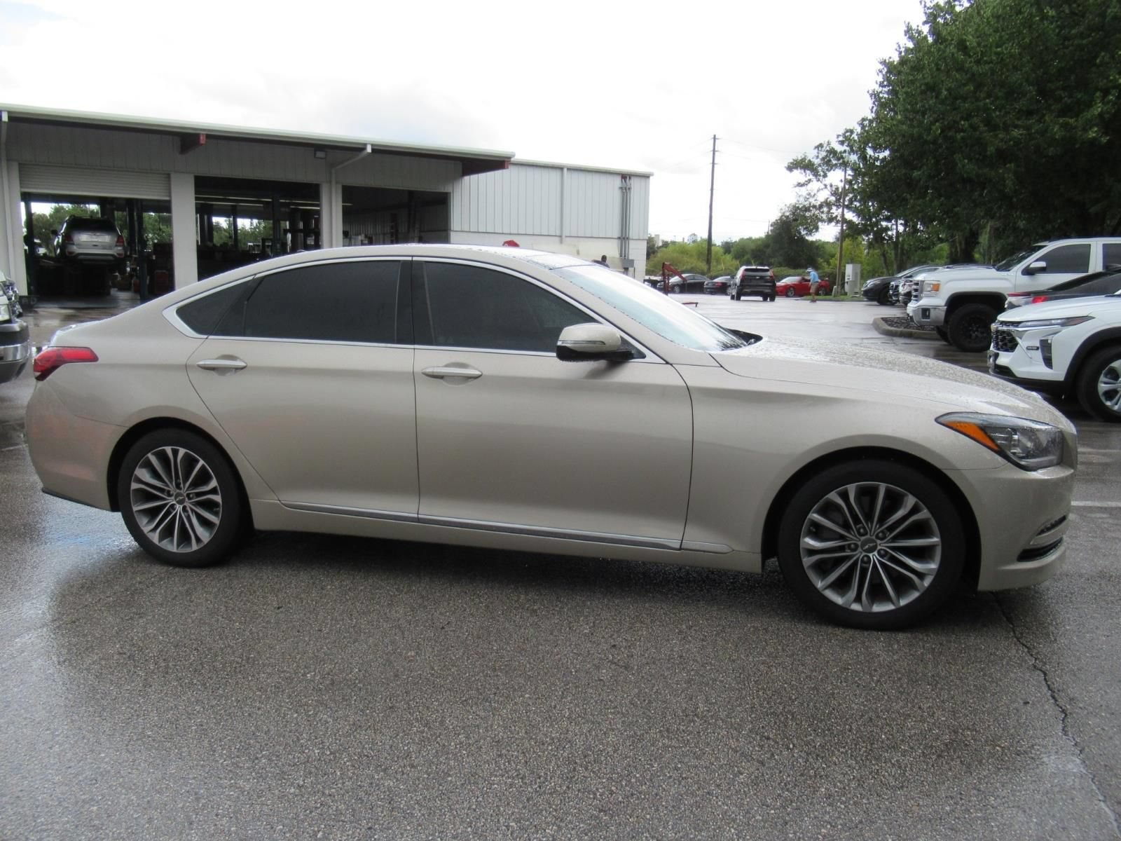 Used 2015 Hyundai Genesis 3.8 w/ Option Group 03 RWD image 2