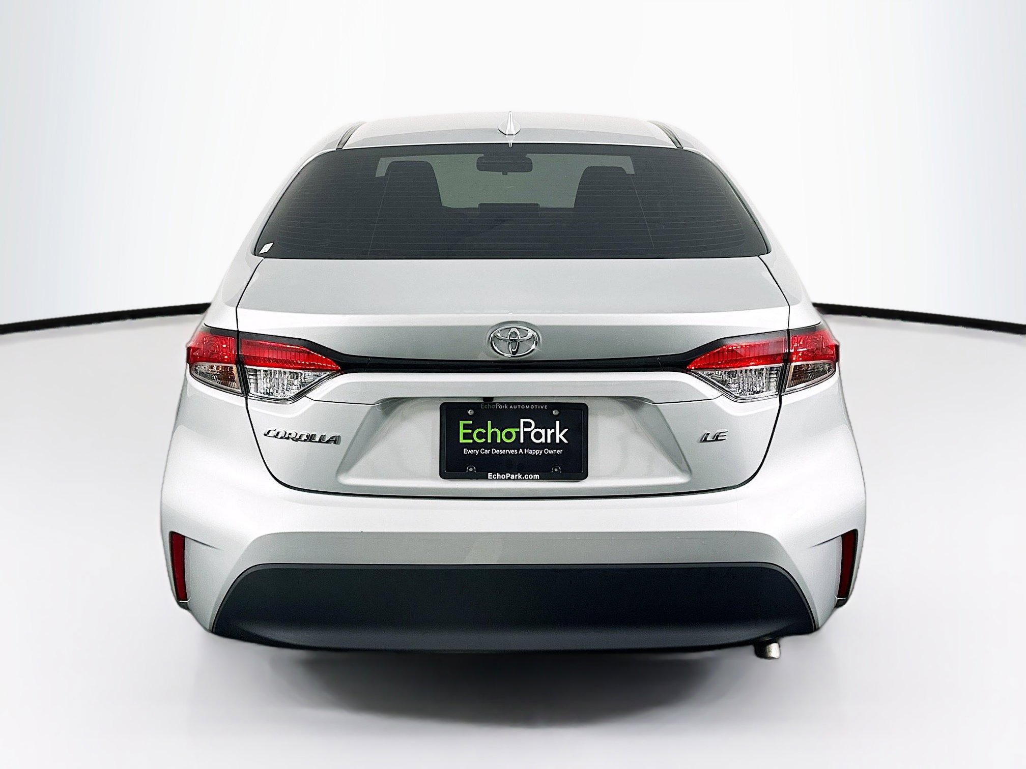 Used 2025 Toyota Corolla LE image 7