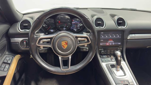 Used 2018 Porsche 718 Boxster image 30