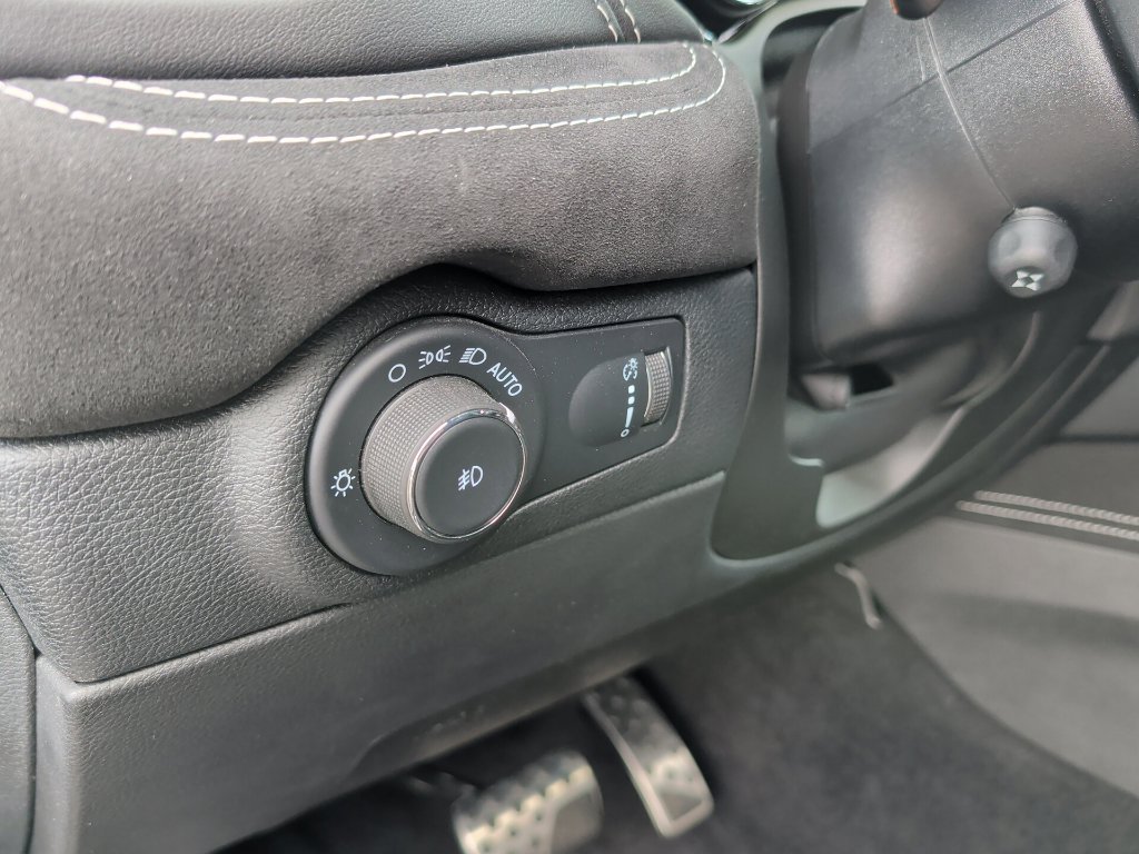 Used 2021 Dodge Durango SRT w/ Premium Interior Group AWD/4WD image 23