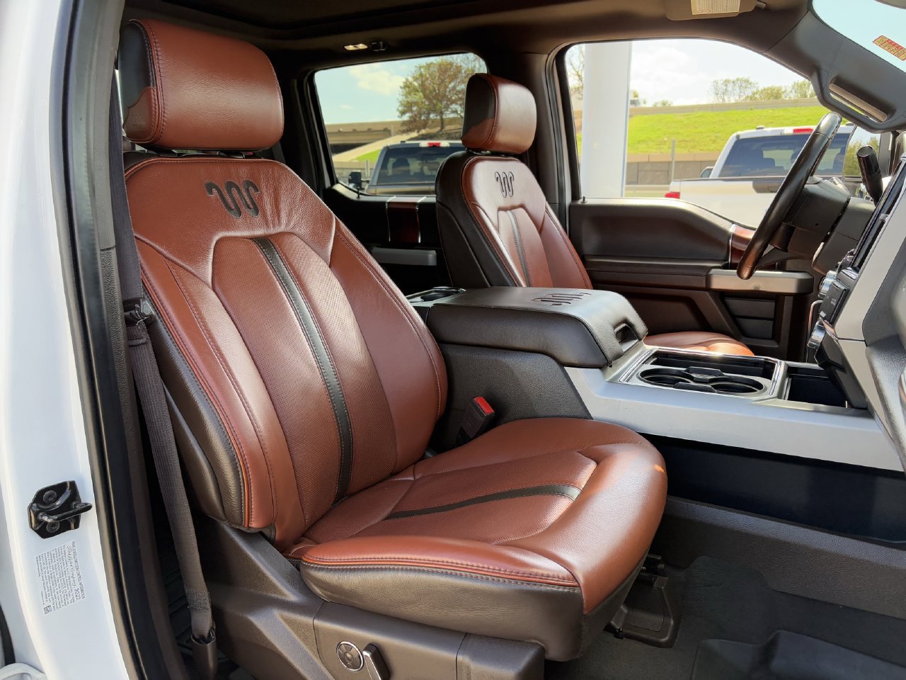 Used 2022 Ford F250 King Ranch w/ King Ranch Ultimate Package AWD/4WD image 34