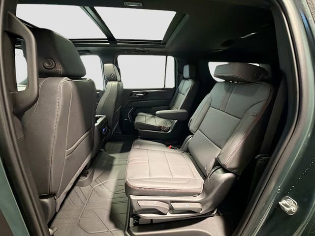 New 2026 Chevrolet Suburban RST w/ Advanced Technology Package AWD/4WD image 23