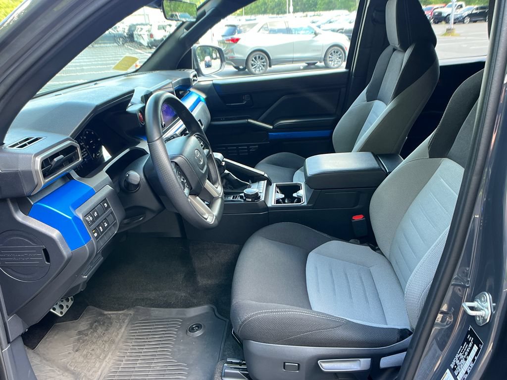 Used 2025 Toyota 4Runner TRD Sport AWD/4WD image 9