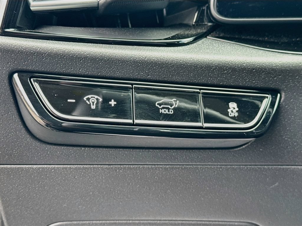 Certified 2023 Kia Niro Wind w/ Wind Preserve Package FWD image 13