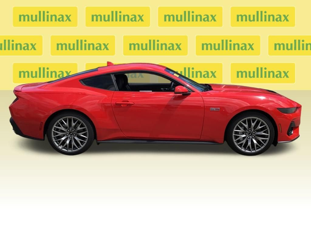 Used 2025 Ford Mustang GT Premium RWD image 6