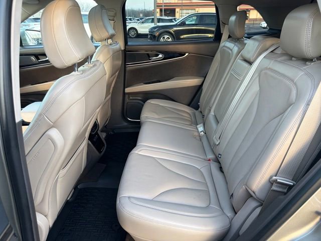 Used 2023 Lincoln Nautilus Reserve image 29