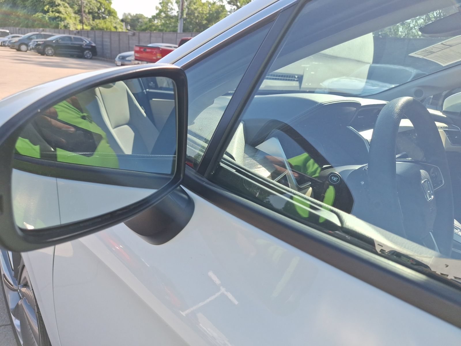 Used 2019 Honda Clarity Plug-In Hybrid image 16