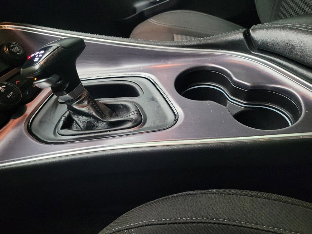 Used 2017 Dodge Challenger SXT image 26