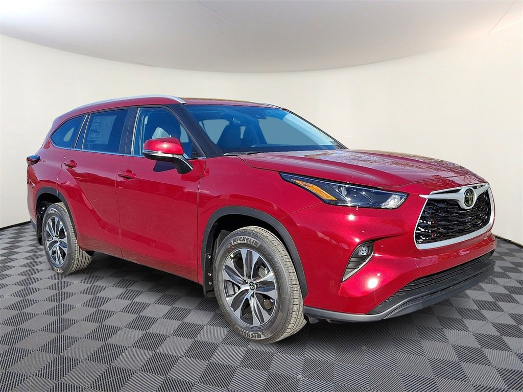 New 2025 Toyota Highlander XLE video 1