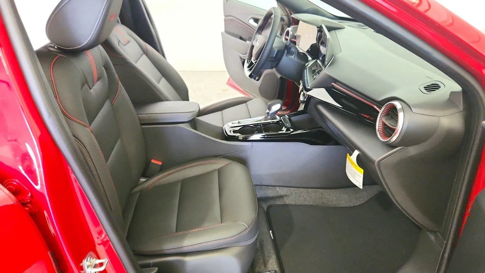 New 2026 Chevrolet Trax RS w/ Driver Confidence Package FWD image 29