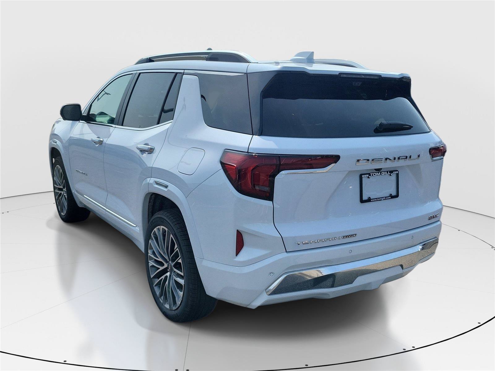 New 2027 GMC Terrain Denali AWD/4WD image 4