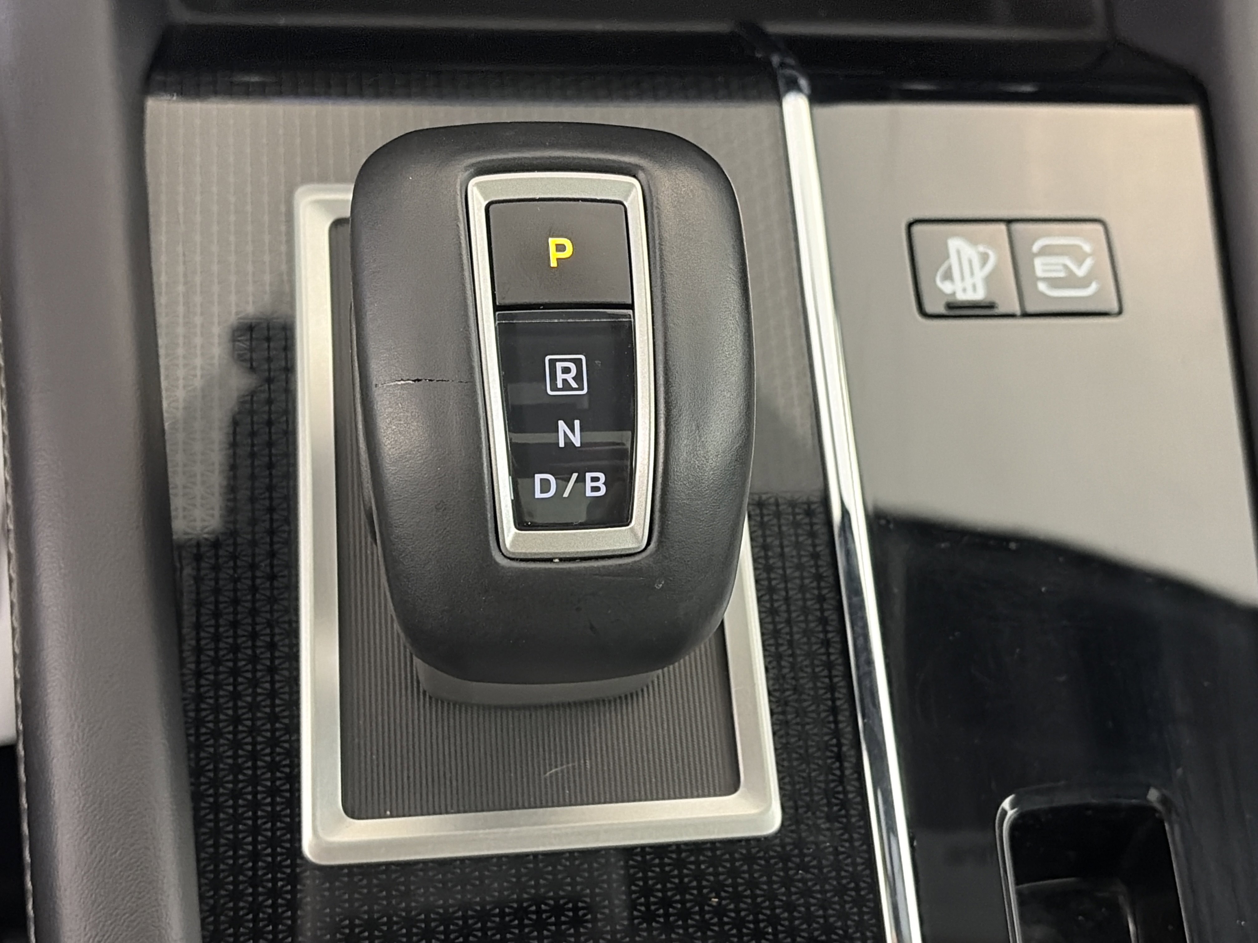 Used 2025 Mitsubishi Outlander SEL image 62