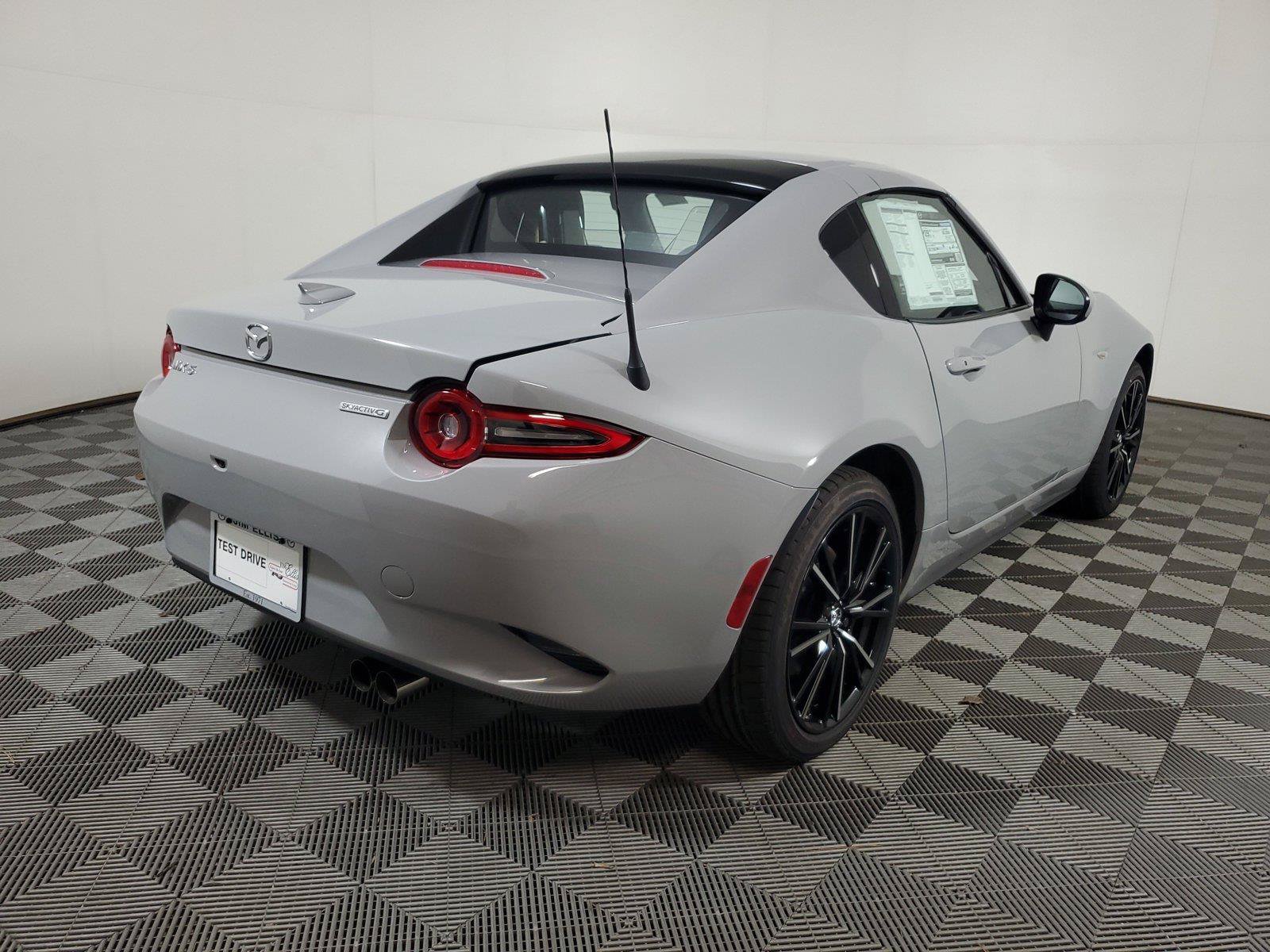 New 2026 MAZDA MX-5 Miata RF Grand Touring RWD image 4