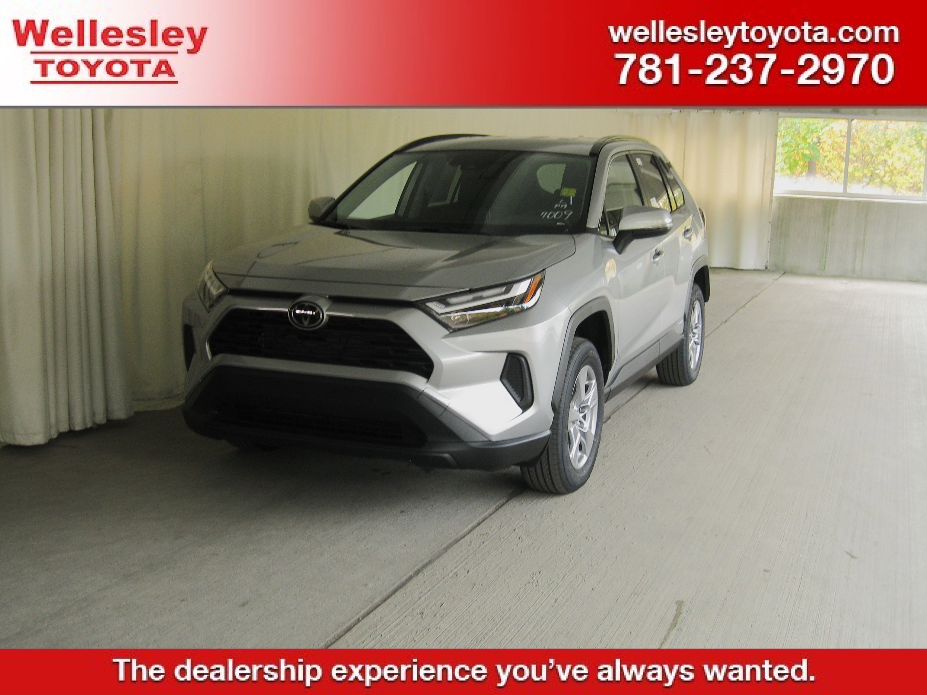 New 2025 Toyota RAV4 XLE