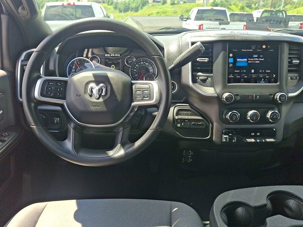 Used 2022 RAM 3500 Big Horn AWD/4WD image 11