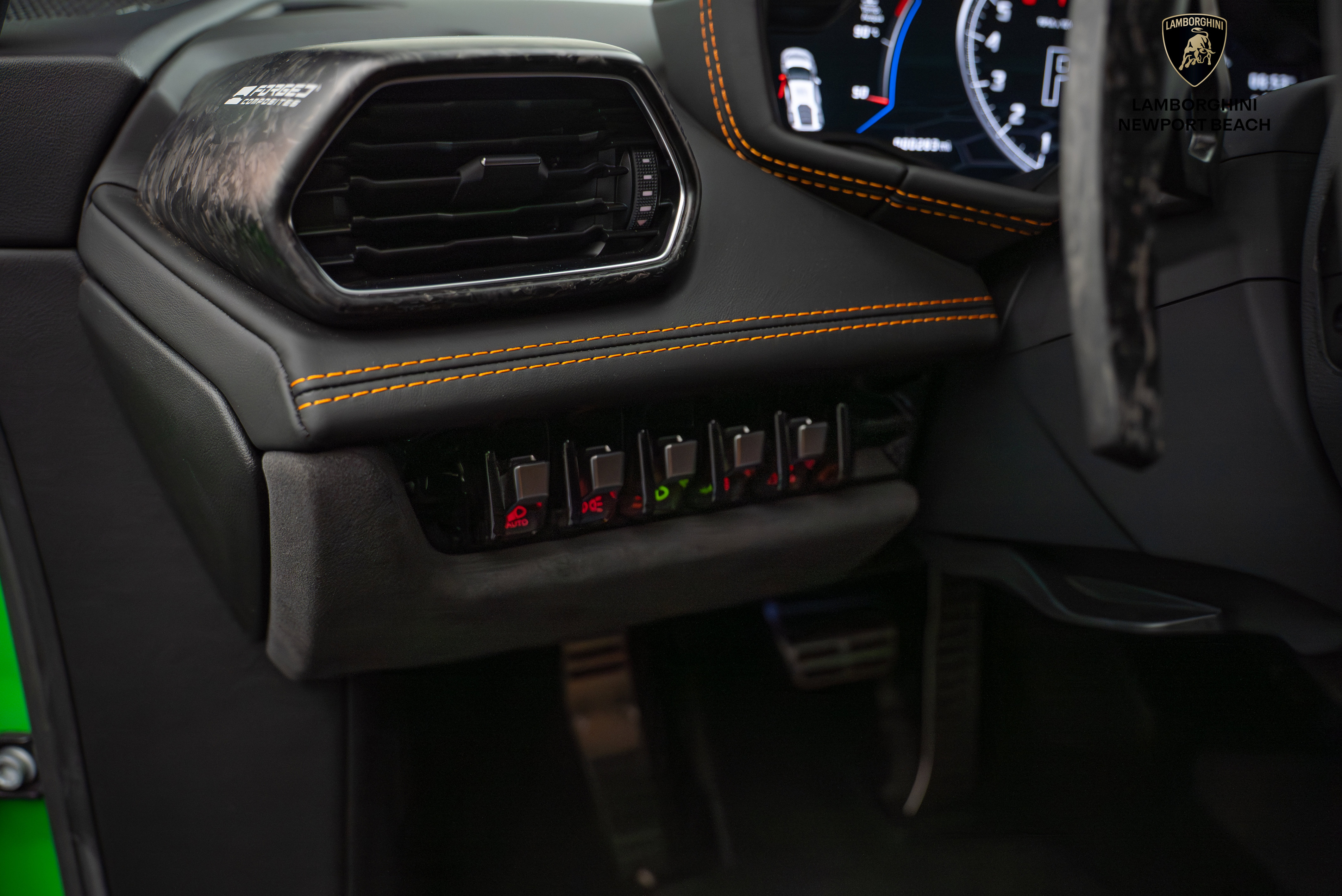 Used 2020 Lamborghini Huracan EVO image 29