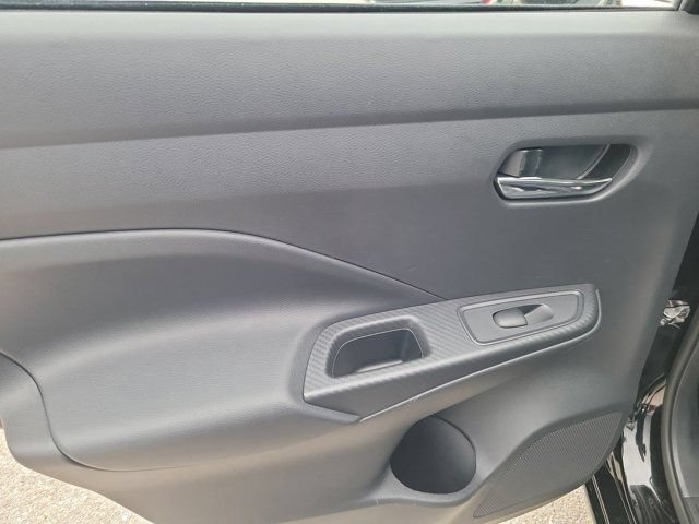 Certified 2025 Nissan Versa SV w/ Trunk Package FWD image 12