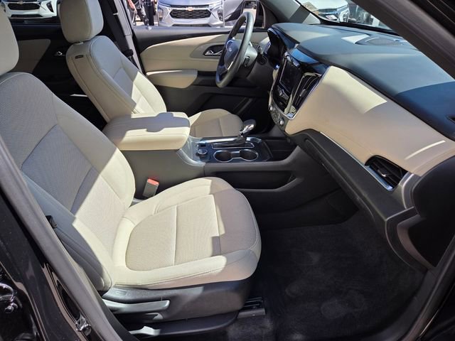 Used 2023 Chevrolet Traverse LS w/ Safety Package image 15