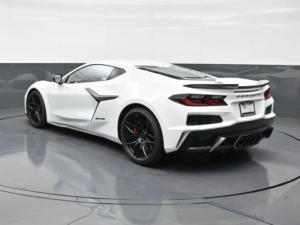 Used 2026 Chevrolet Corvette Z06 image 3