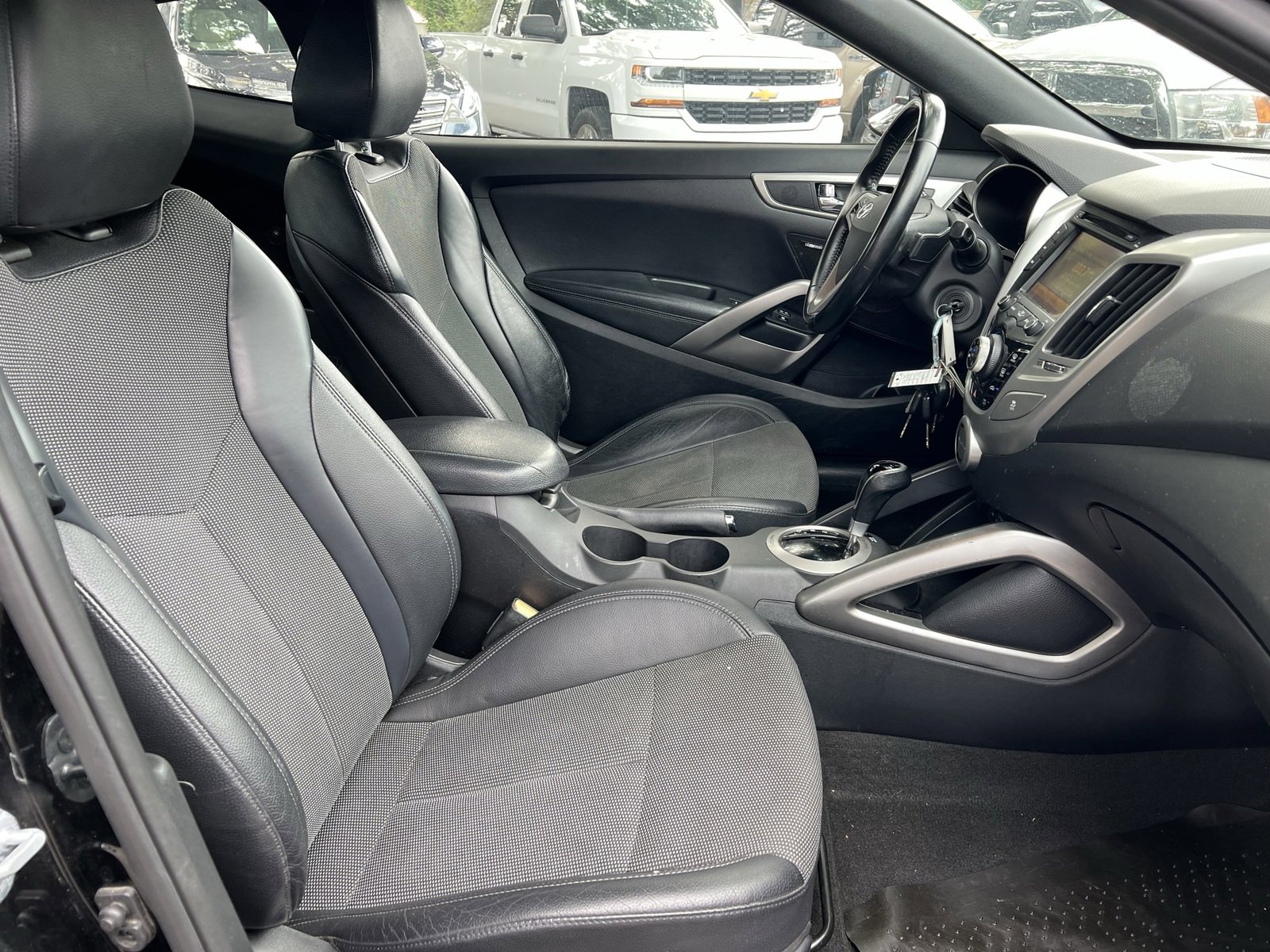 Used 2016 Hyundai Veloster w/ Option Group 02 image 20