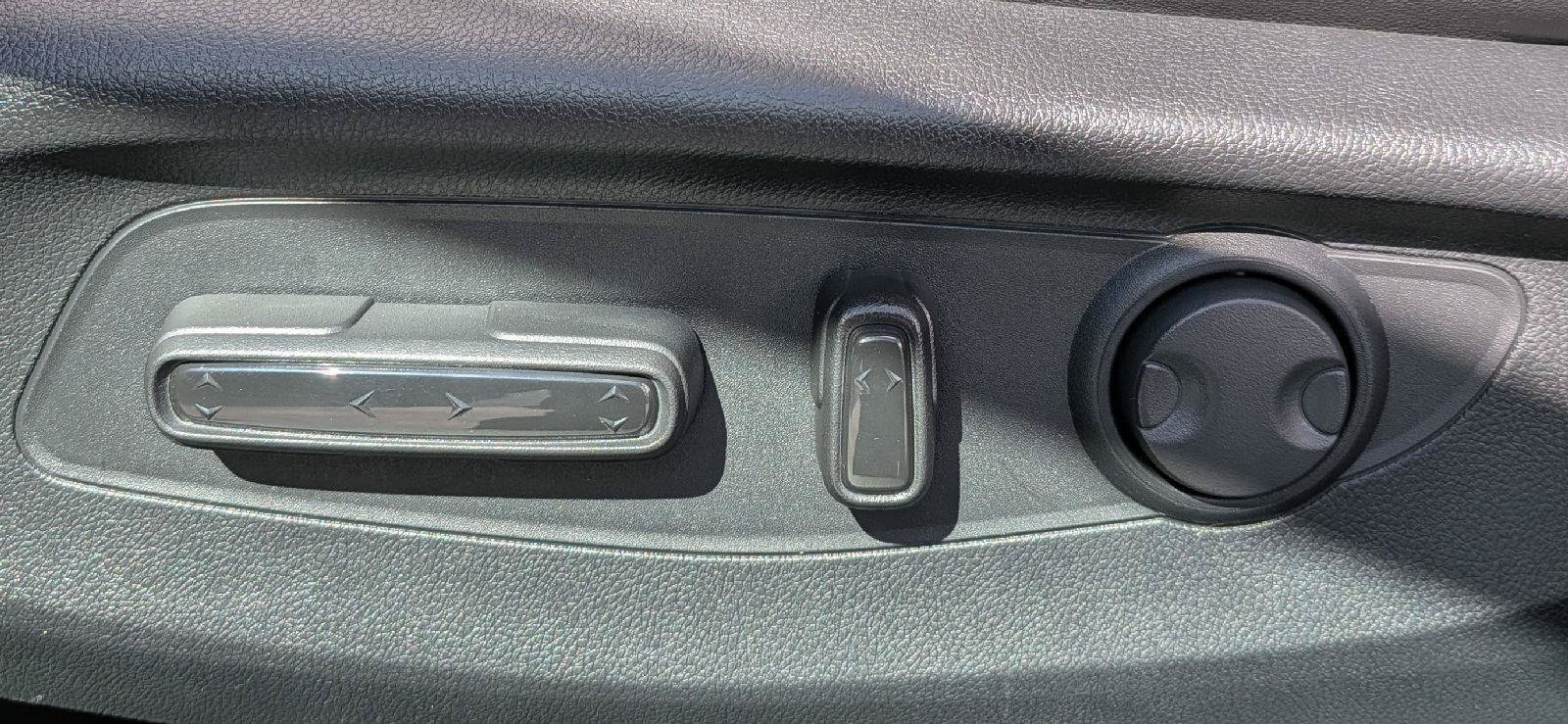 Certified 2025 Honda Accord EX-L image 16