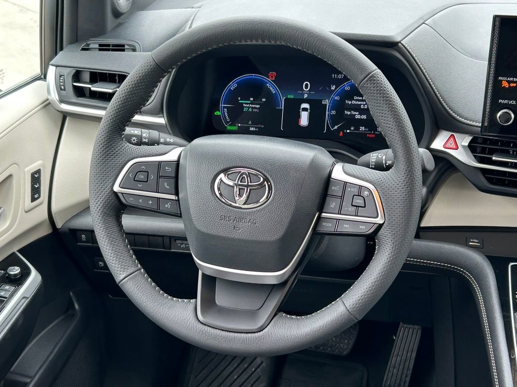 Used 2026 Toyota Sienna Limited AWD/4WD image 49