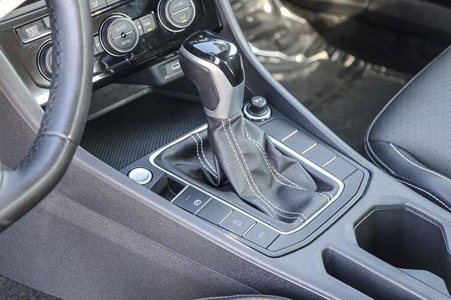 Used 2024 Volkswagen Jetta SE image 21