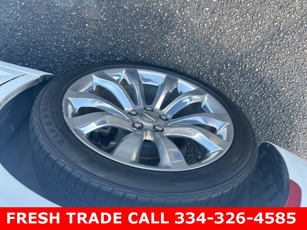 Used 2021 Chrysler 300 Touring L image 8