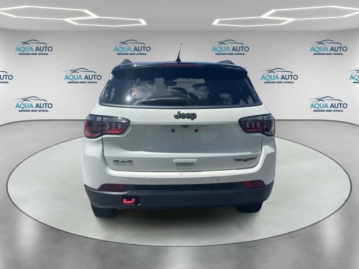 Used 2021 Jeep Compass Trailhawk image 4