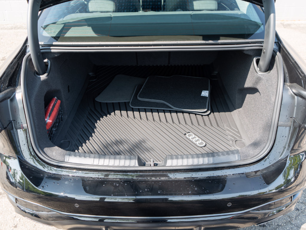 New 2026 Audi A6 Premium Plus AWD/4WD image 6