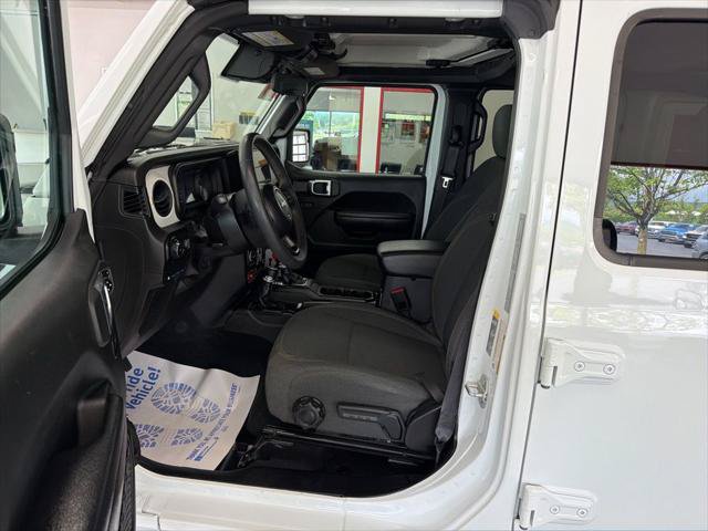 Used 2024 Jeep Wrangler Unlimited AWD/4WD image 7